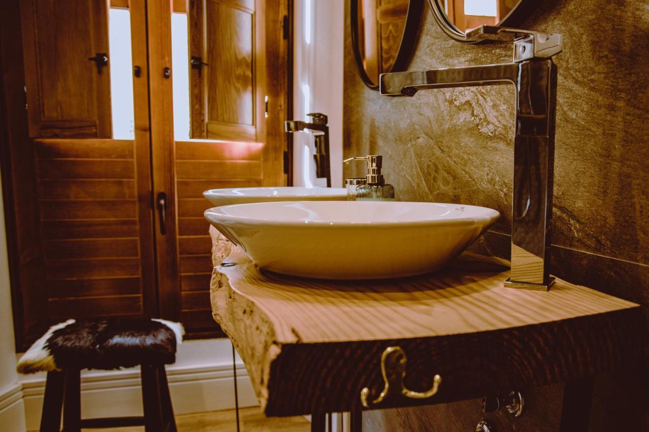 Hotel Luz Almonaster ألموناستير لا ريال المظهر الخارجي الصورة