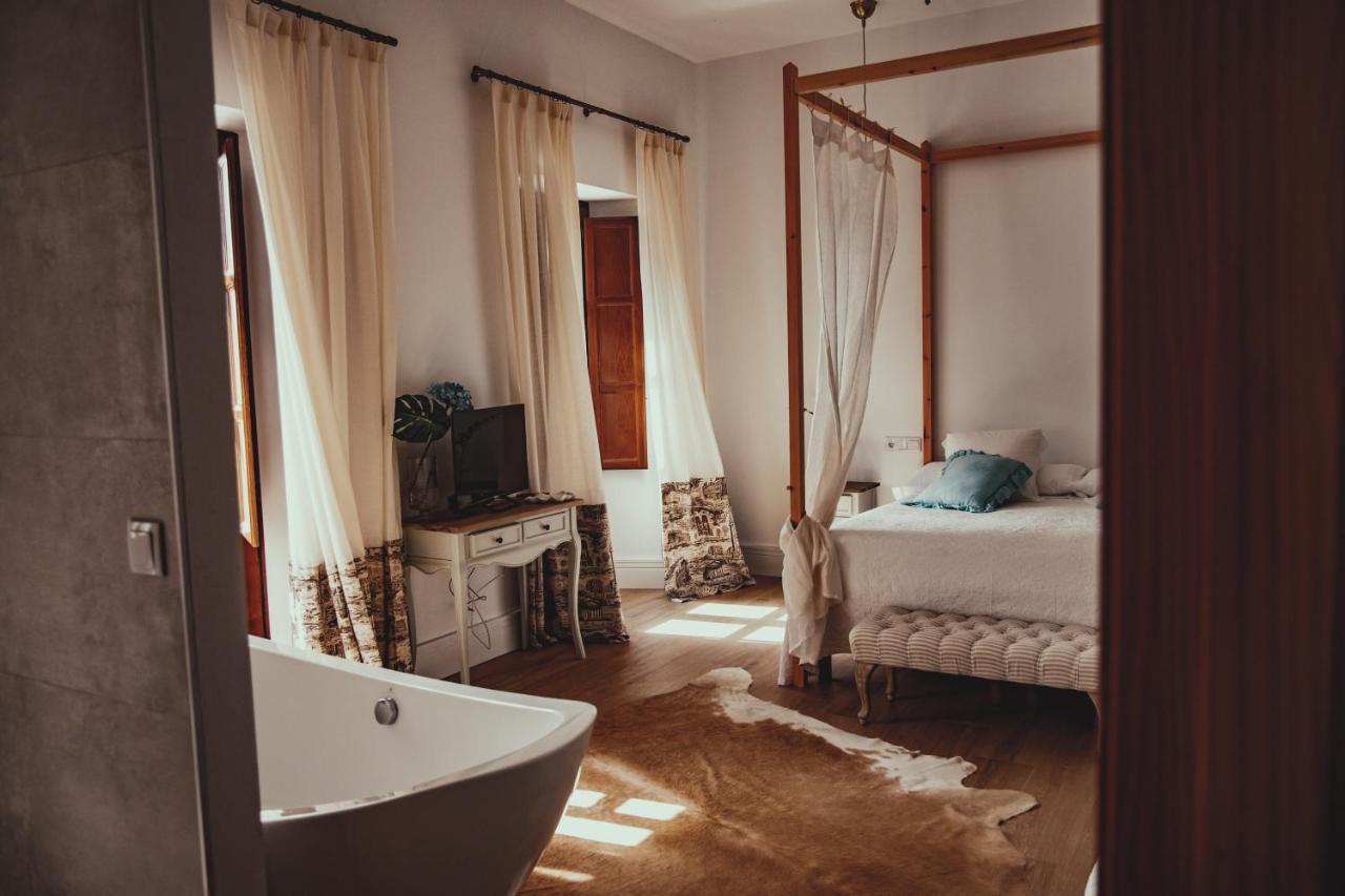 Hotel Luz Almonaster ألموناستير لا ريال المظهر الخارجي الصورة